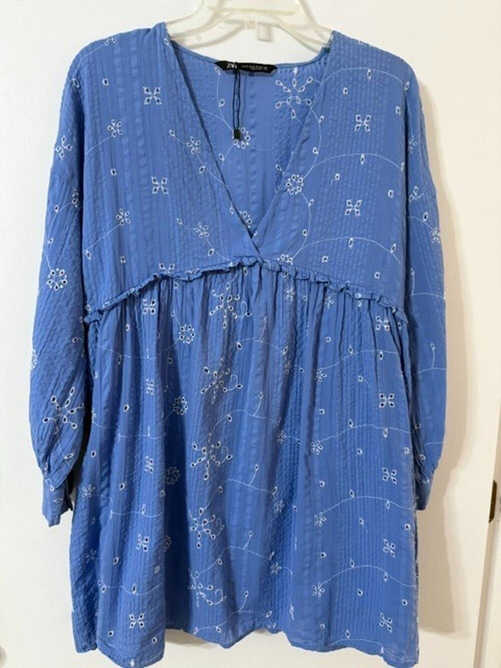 ZARA Women's Babydoll V-Neck Long Sleeve Eyelet Dress - Size XS